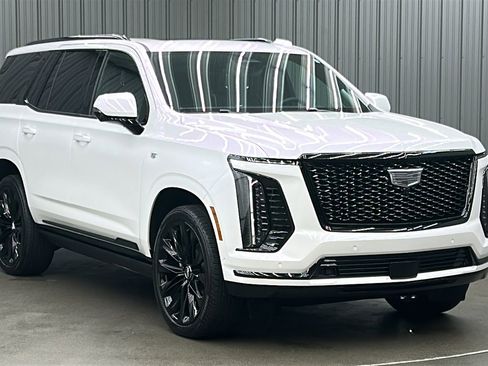 Used 2025 Cadillac Escalade Sport Platinum image 7
