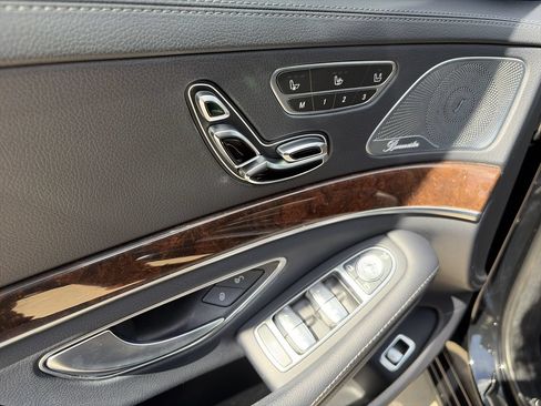 Used 2019 Mercedes-Benz S 450 Sedan image 19