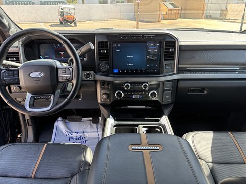 Used 2023 Ford F350 Platinum w/ Tremor Off-Road Package AWD/4WD image 30