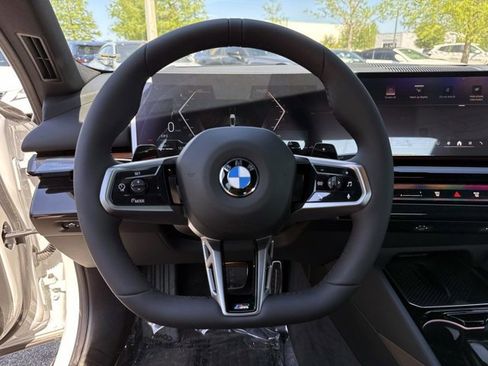 New 2027 BMW 530i RWD image 31