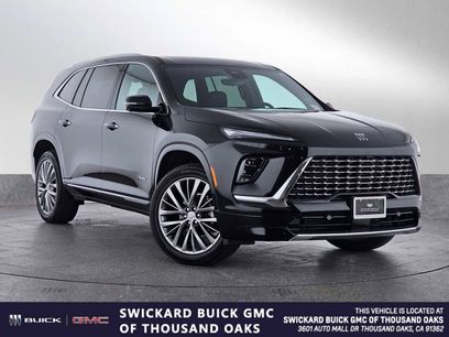 New 2026 Buick Enclave Avenir w/ LPO, Floor Liner Package