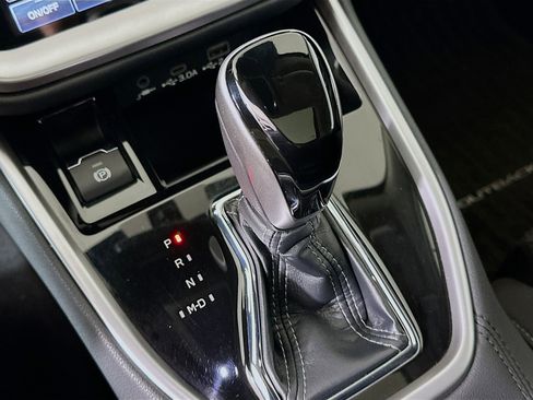 Used 2023 Subaru Outback Premium image 24