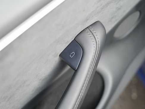 Used 2025 Tesla Model 3 Long Range image 26