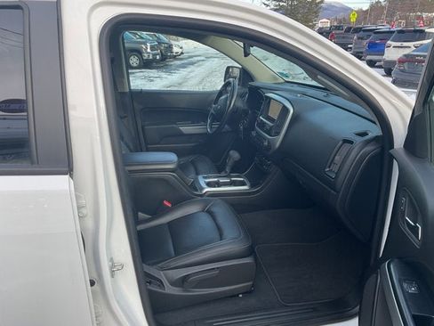 Used 2021 Chevrolet Colorado LT w/ Luxury Package image 28