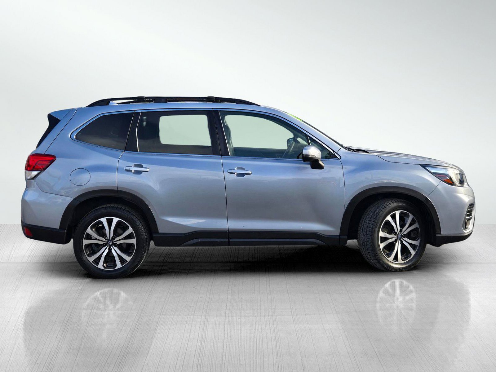 Used 2020 Subaru Forester Limited w/ Popular Package #3 AWD/4WD image 3