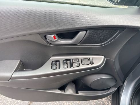 Used 2018 Hyundai Kona SEL FWD image 23