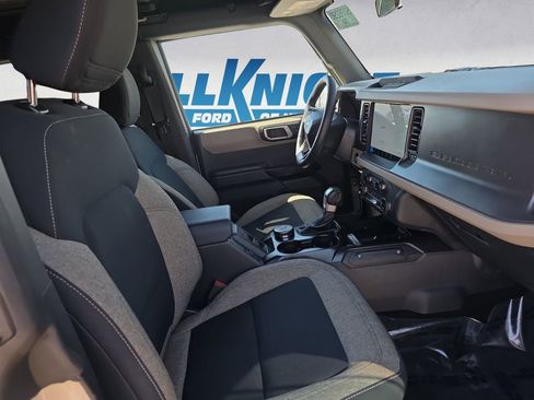 Used 2025 Ford Bronco Big Bend image 15