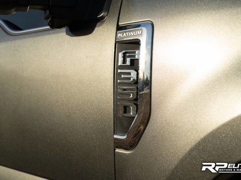 Used 2020 Ford F350 Platinum w/ FX4 Off-Road Package image 13