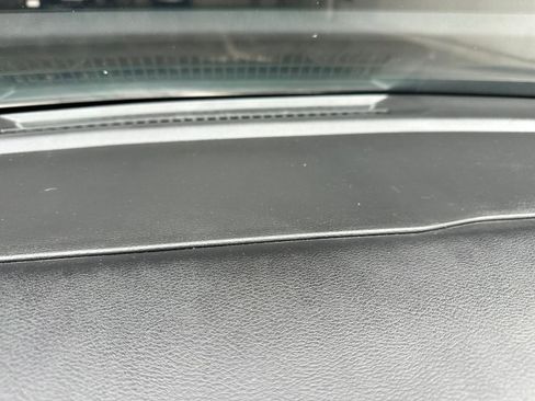 Used 2025 Nissan Sentra SV image 18