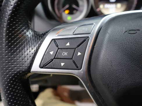 Used 2012 Mercedes-Benz C 300 4MATIC Sedan image 31