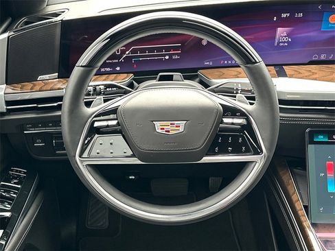 Used 2025 Cadillac Escalade Sport Platinum image 25