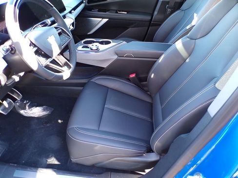 New 2026 Cadillac Optiq Luxury 1 image 9