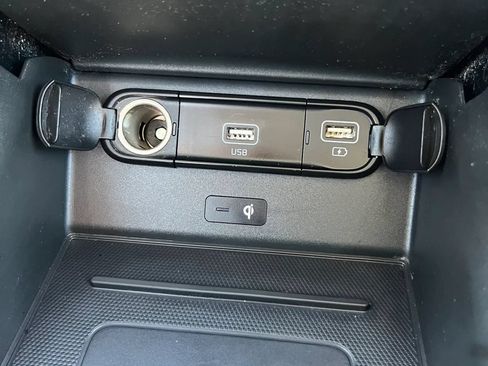 Used 2022 Kia Telluride S AWD/4WD image 43