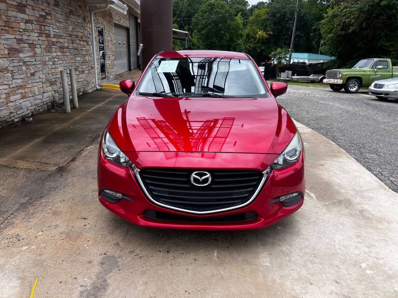 Used 2017 MAZDA MAZDA3 Touring FWD image 3