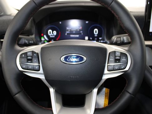 New 2026 Ford Explorer Active w/ Active Comfort Package RWD image 36