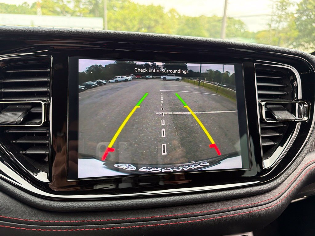 Used 2025 Dodge Durango GT AWD/4WD image 11