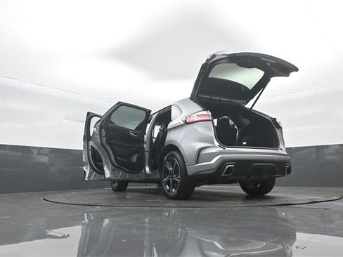 Certified 2020 Ford Edge ST image 46