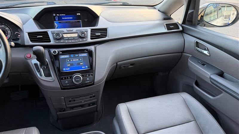 Used 2016 Honda Odyssey Touring image 19