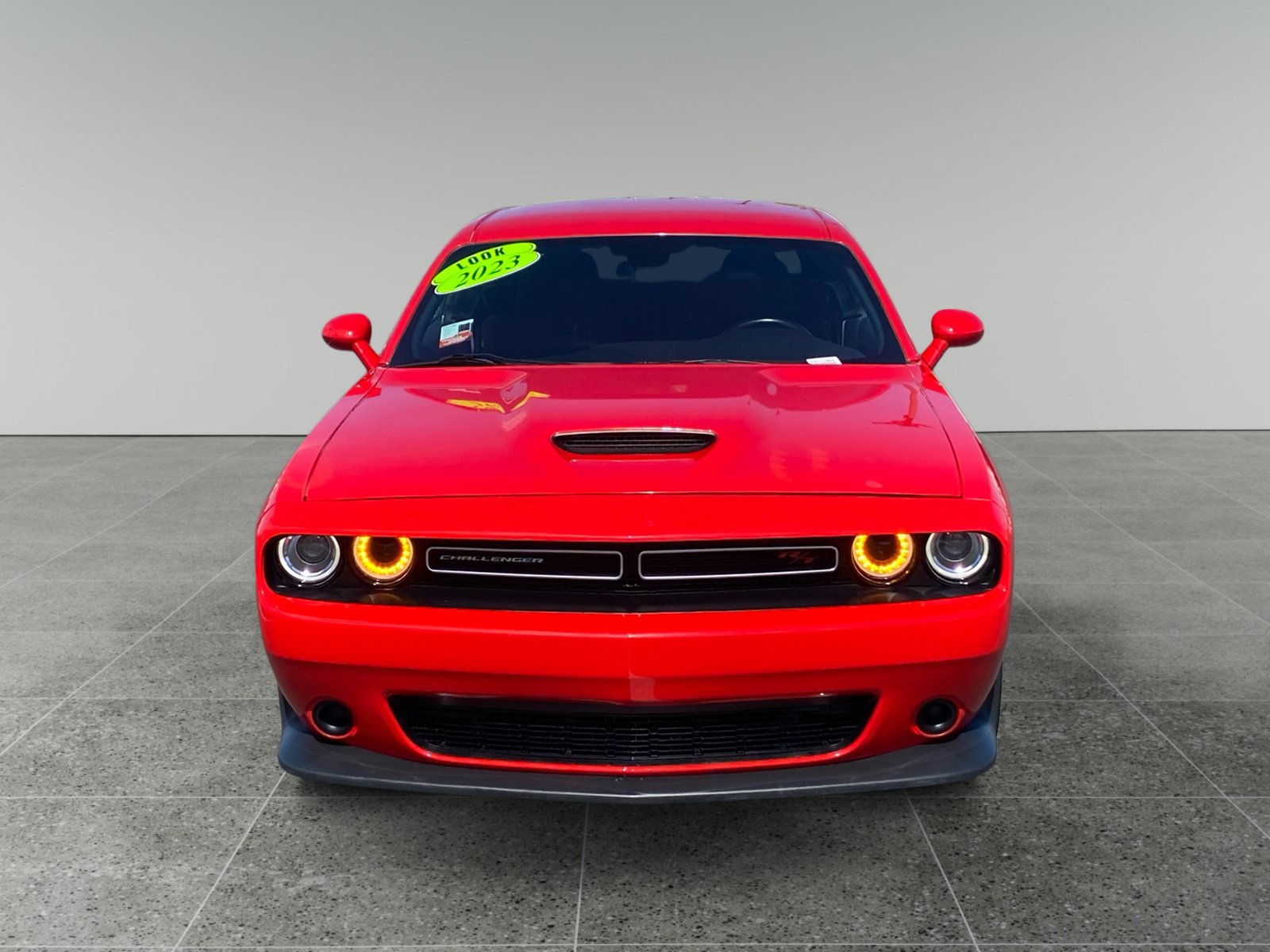 Used 2023 Dodge Challenger R/T RWD image 8