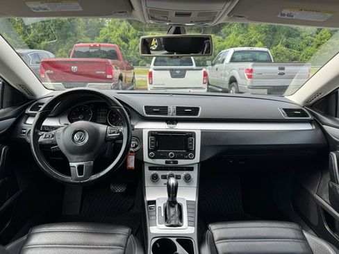 Used 2014 Volkswagen CC R-Line FWD image 17