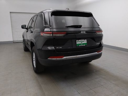 Used 2023 Jeep Grand Cherokee Laredo AWD/4WD image 6