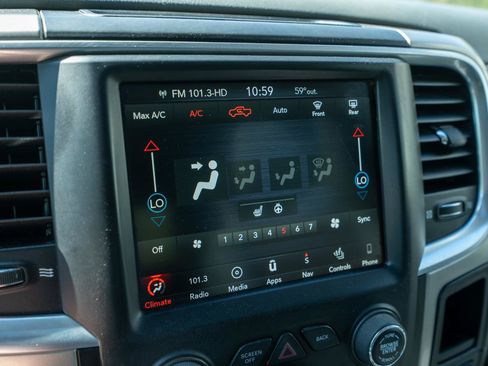 Used 2019 RAM 1500 Warlock AWD/4WD image 21