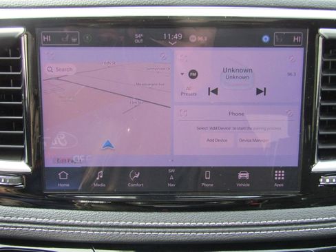 Used 2025 Chrysler Pacifica Limited FWD image 28