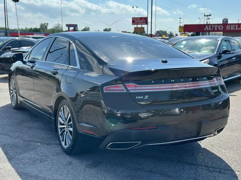 Used 2017 Lincoln MKZ Premiere FWD image 8