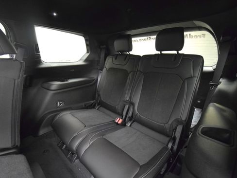 New 2026 Jeep Grand Cherokee L 4WD image 36