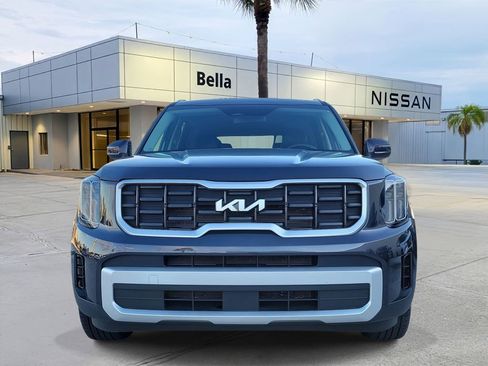 Used 2025 Kia Telluride S FWD image 10