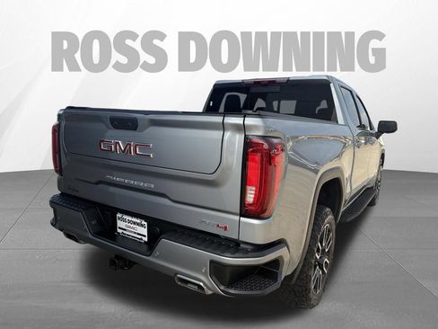 Used 2025 GMC Sierra 1500 AT4 w/ AT4 Premium Package AWD/4WD image 4