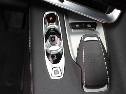 Used 2025 Chevrolet Corvette Stingray Preferred Conv w/ 2LT image 24