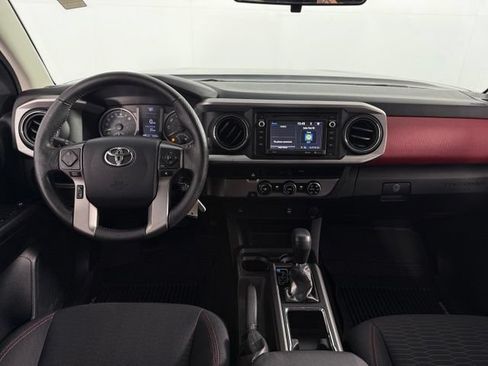 Used 2016 Toyota Tacoma SR5 w/ Towing Package RWD image 24