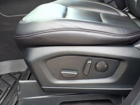 Certified 2023 Ford Explorer XLT w/ Equipment Group 202A AWD/4WD image 11