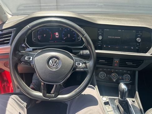 Used 2019 Volkswagen Jetta SEL FWD image 6