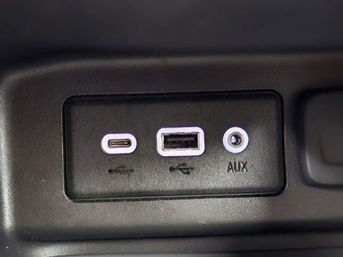 Used 2019 Chevrolet Equinox LT FWD image 21