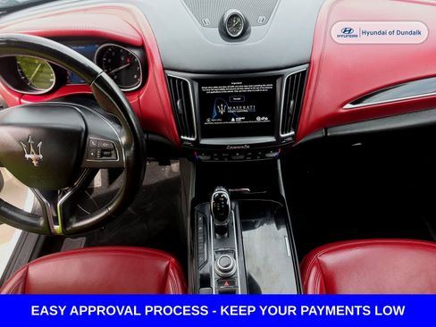 Used 2017 Maserati Levante image 9