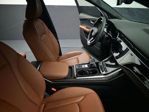 Used 2021 Audi Q7 3.0T Premium Plus image 28