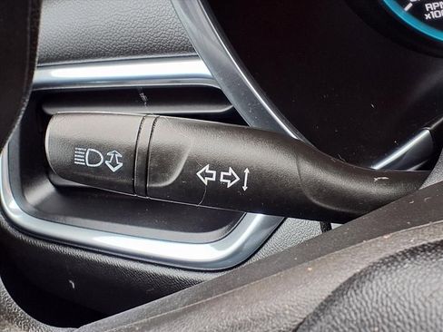 Used 2018 Chevrolet Equinox LT image 19