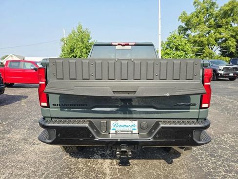 New 2026 Chevrolet Silverado 2500 ZR2 w/ LPO, Dark Essentials Package AWD/4WD image 17