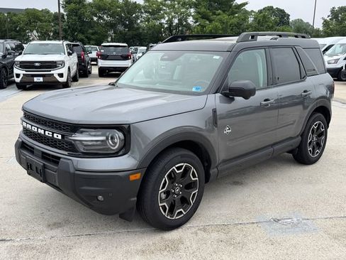 Used 2025 Ford Bronco Sport Outer Banks w/ Outer Banks Tech Package+ AWD/4WD image 5