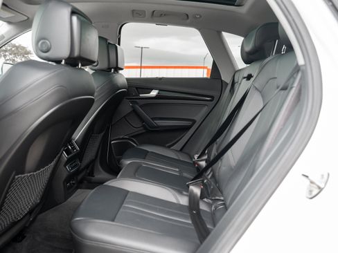 Used 2019 Audi Q5 Prestige w/ Prestige Package AWD/4WD image 24