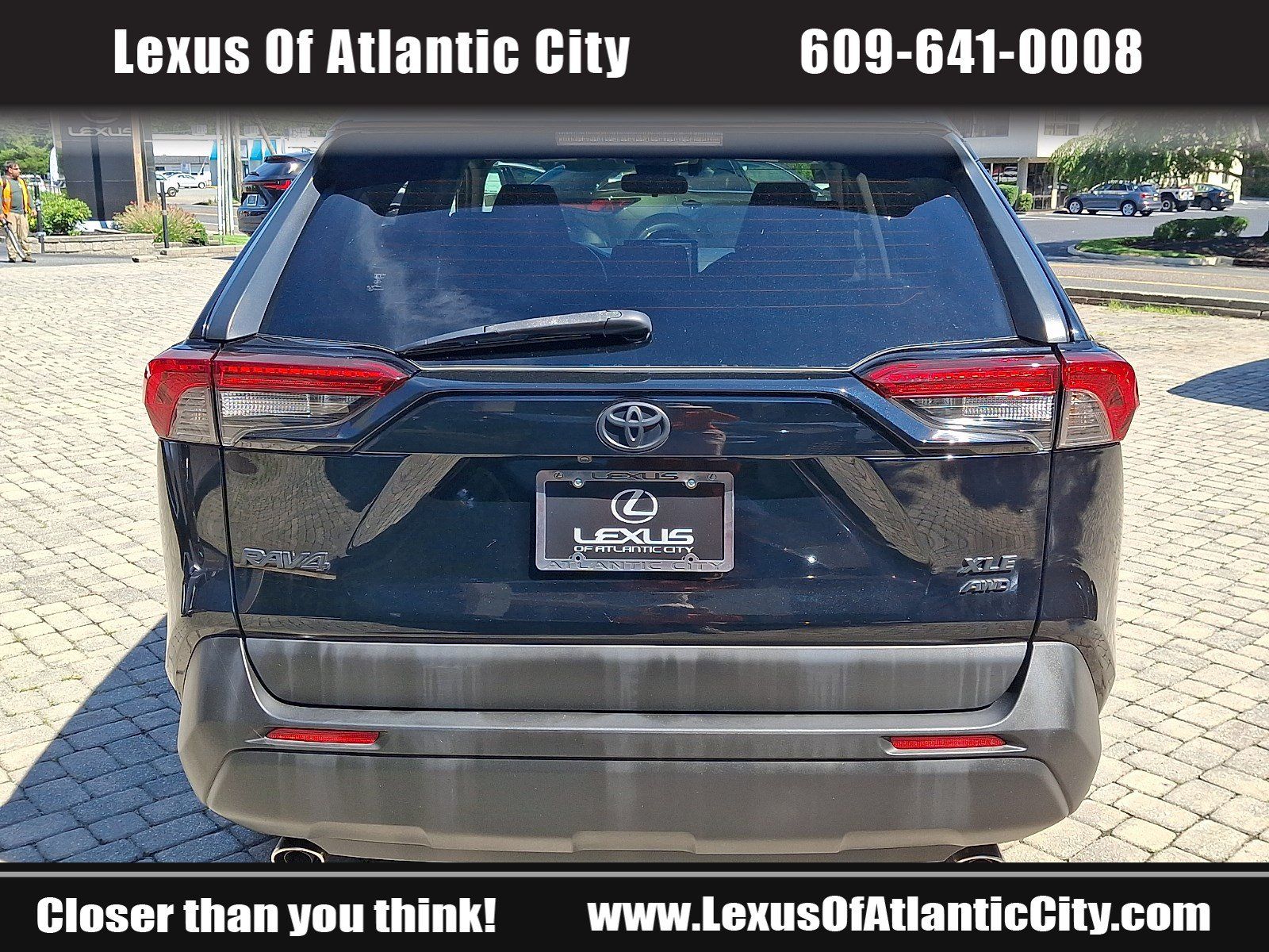 Used 2019 Toyota RAV4 XLE w/ Convenience Package AWD/4WD image 5