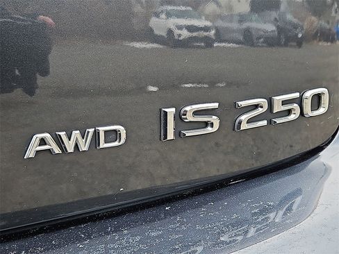 Used 2011 Lexus IS 250 AWD image 34