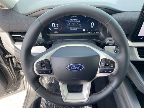 New 2026 Ford Explorer Active w/ Active Comfort Package RWD image 30