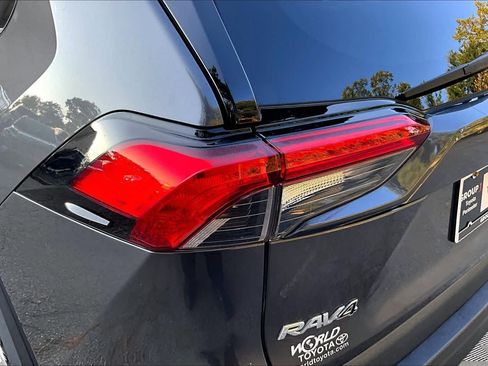 Used 2021 Toyota RAV4 XLE w/ Convenience Package AWD/4WD image 29