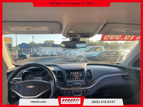 Used 2016 Chevrolet Impala LT image 16