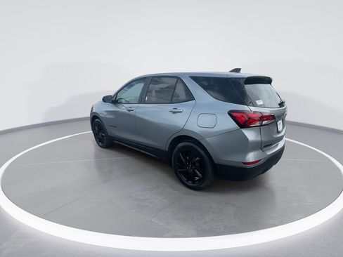 Used 2024 Chevrolet Equinox LS w/ LS Convenience Package image 6