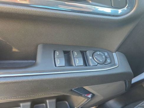 Used 2024 Chevrolet Silverado 1500 LT AWD/4WD image 28