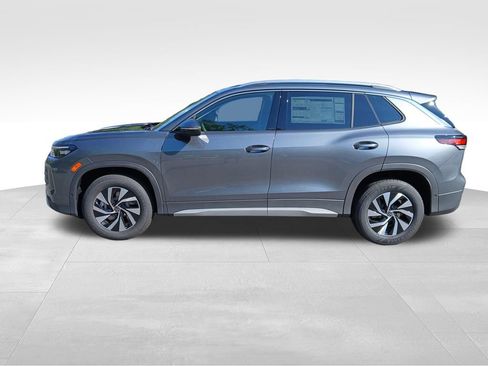 New 2025 Volkswagen Tiguan S image 2